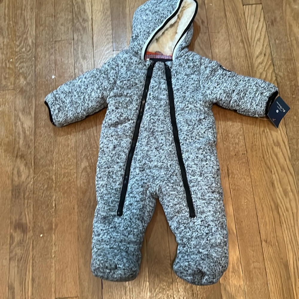Brand new winter bunting for infant